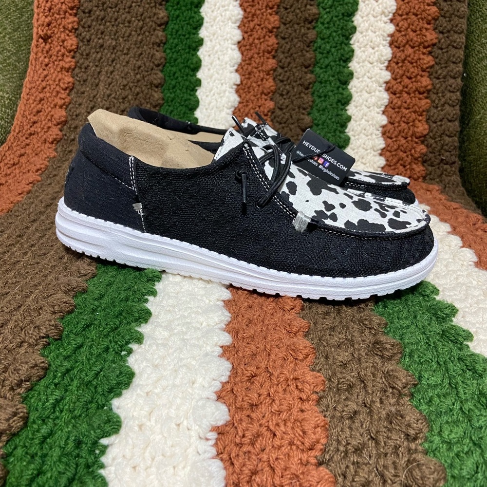 NWT HeyDude Wendy Cowprint SlipOns SIZE 9 WOMENS - Picture 6 of 10